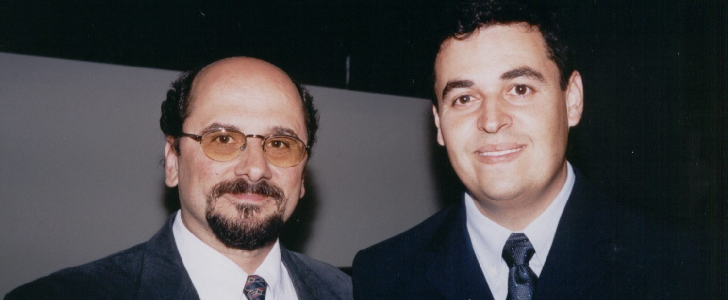 UM OLHAR PSICOLÓGICO E CRÍTICO