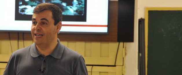 UM OLHAR PSICOLÓGICO E CRÍTICO