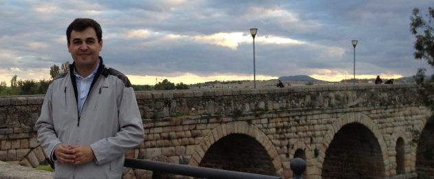 UM OLHAR PSICOLÓGICO E CRÍTICO