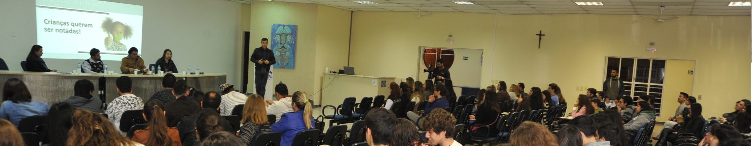 UM OLHAR PSICOLÓGICO E CRÍTICO