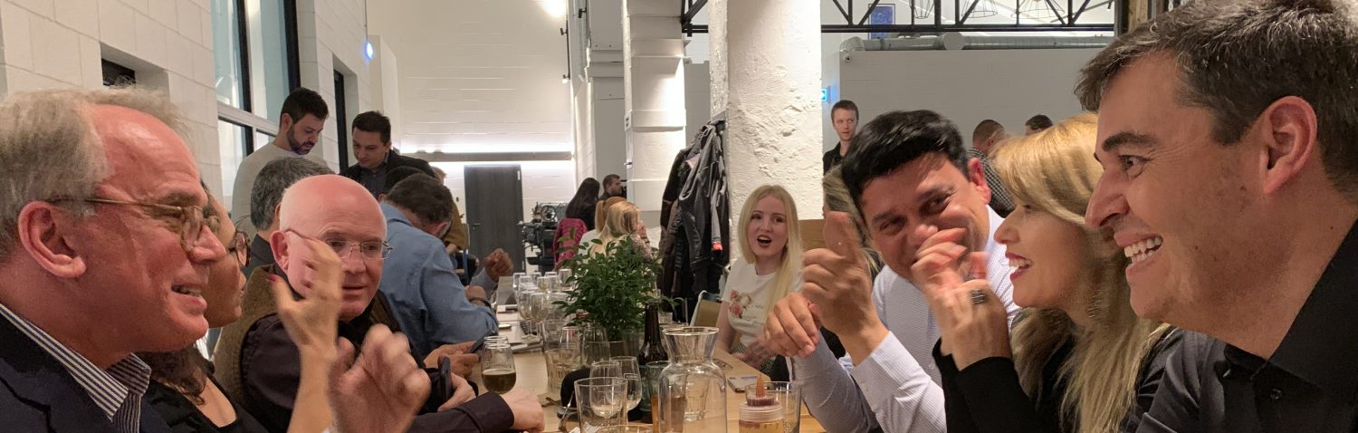 UM OLHAR PSICOLÓGICO E CRÍTICO